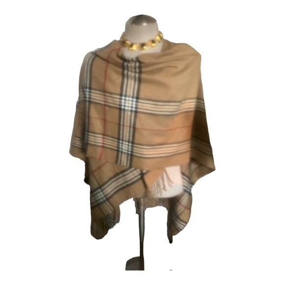 V. FRAAS Women's One Size Shawl/Poncho Multi Color/Wrap - Picture 4 of 13